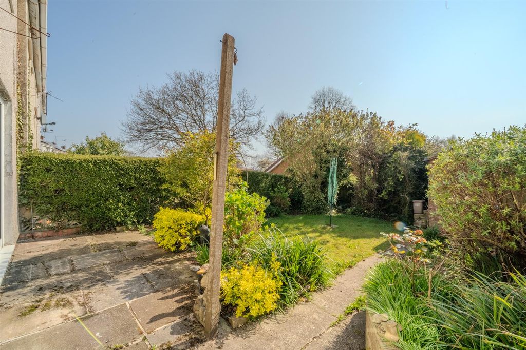 Property photo 2 of 20 187 Henllys Way-20.Jpg