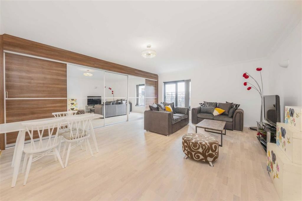 Property photo 2 of 7