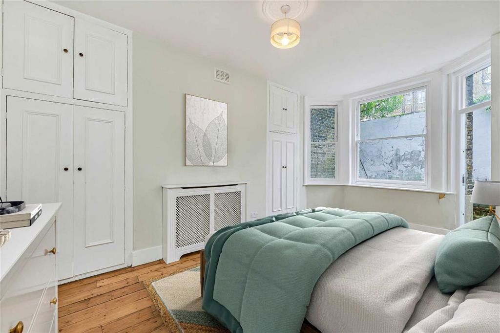 Property photo 3 of 5