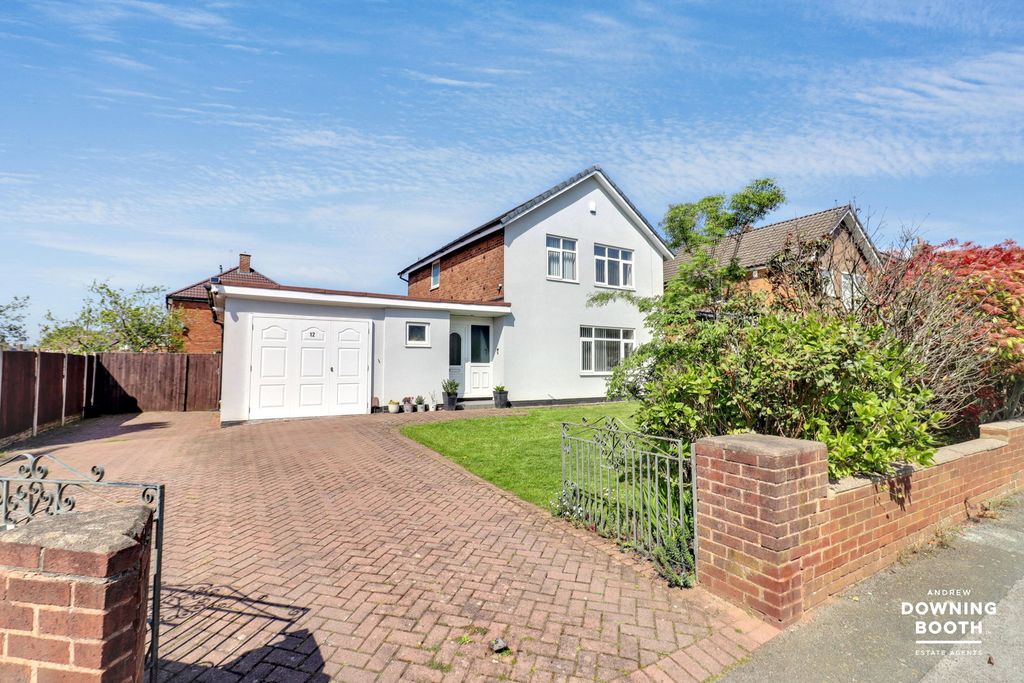 Property photo 1 of 28