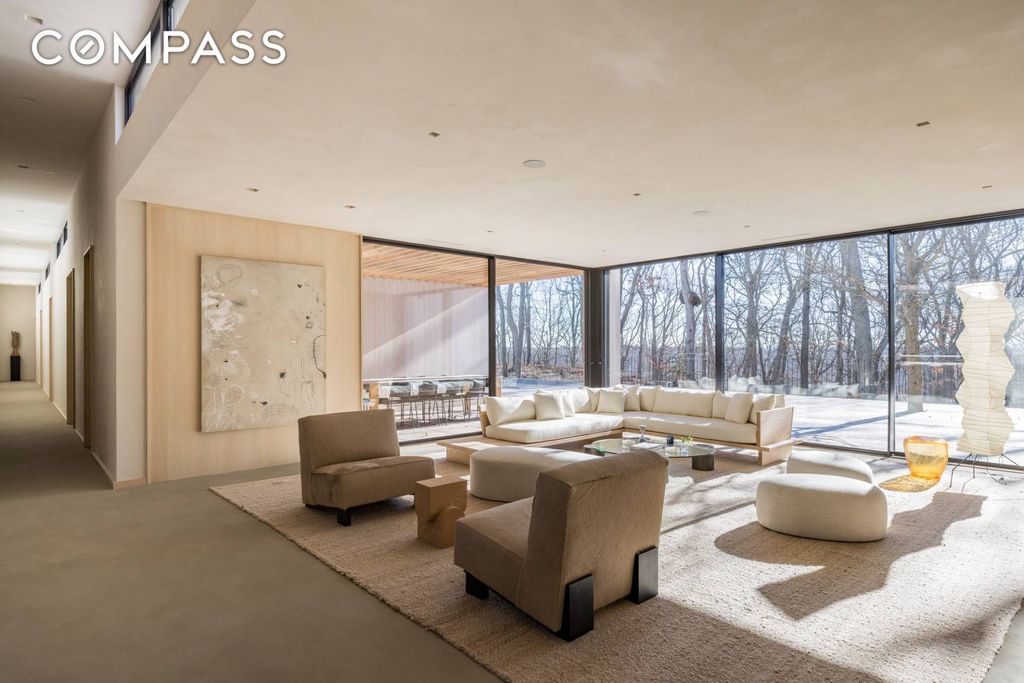 Property photo 1 of 40