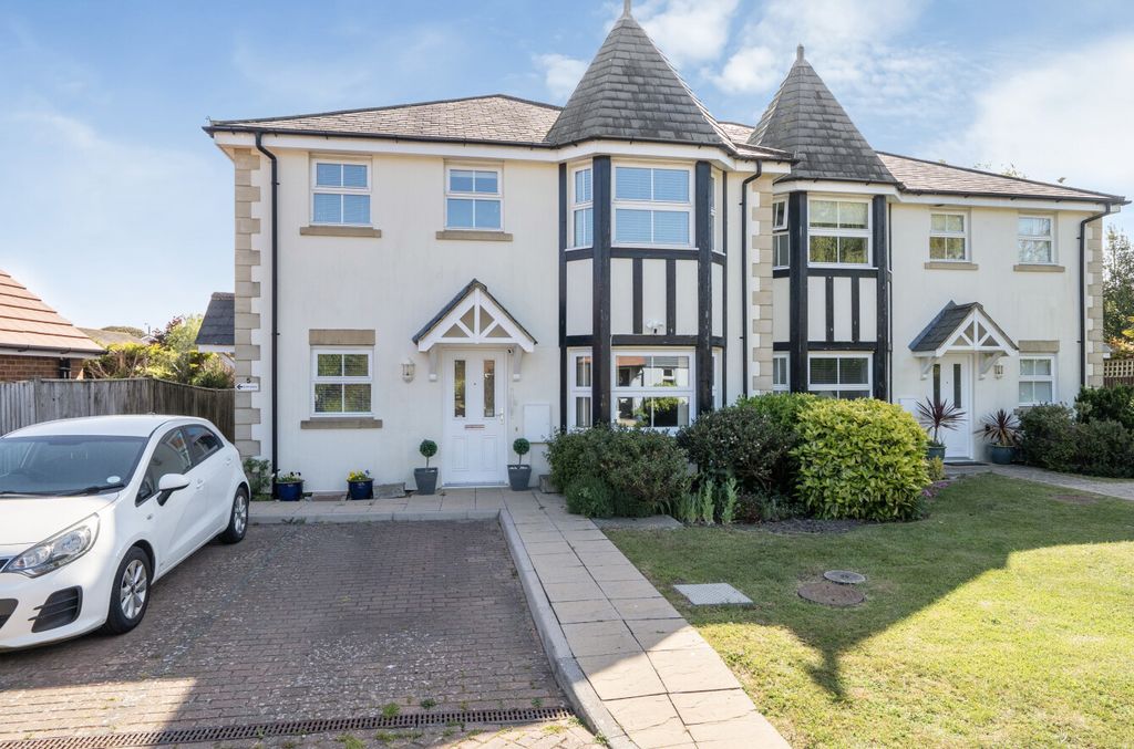 Property photo 1 of 19 1463387-26-6A0449...
