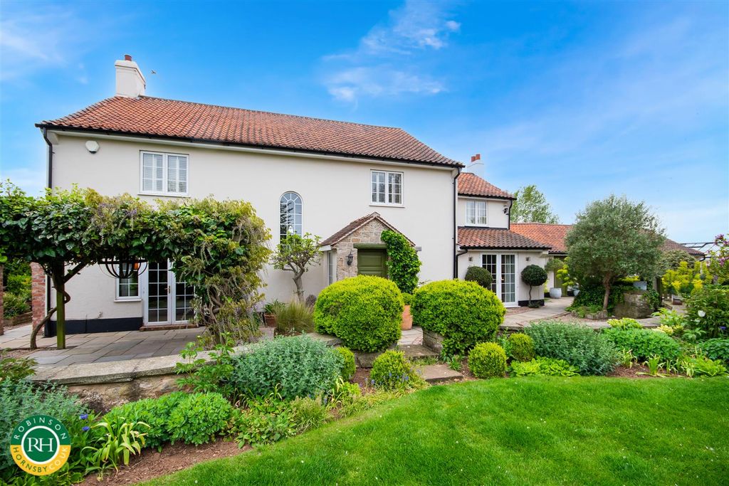 Property photo 1 of 57