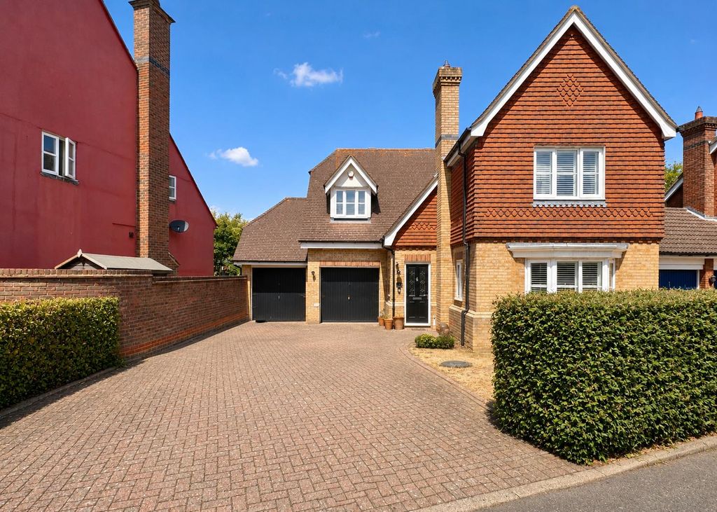 Property photo 1 of 33 Fd84Cb51-B674-4671-Ac6B-4D4Fad6Fdf0D.Png