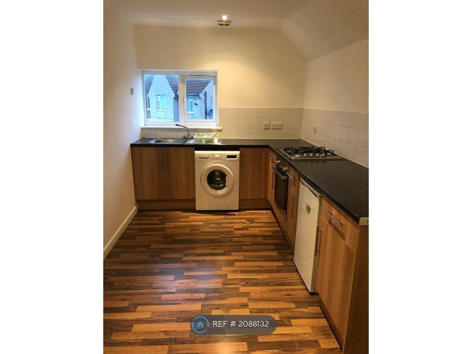 Property photo 1 of 6 Kitchen