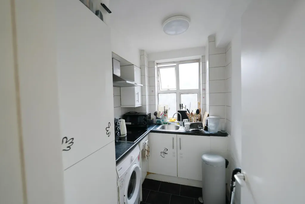 Property photo 3 of 5