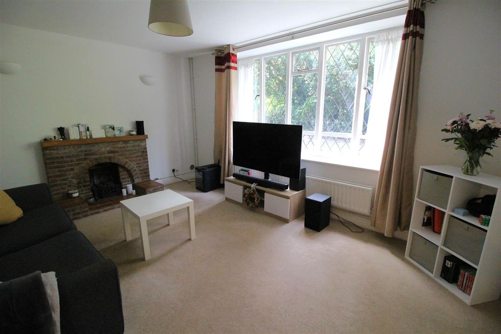 Property photo 2 of 12 Img_3710.Jpg