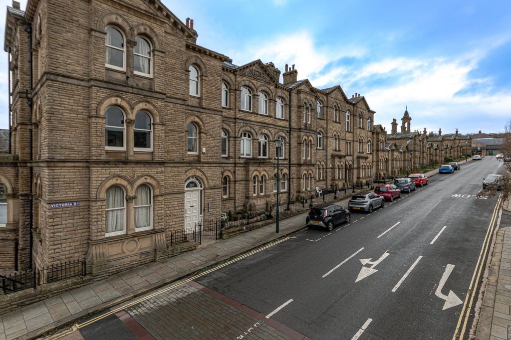 Property photo 1 of 9 Picture No. 22