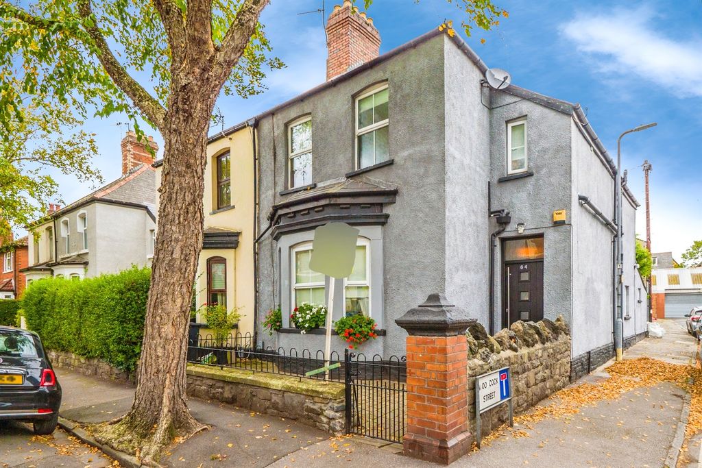 Property photo 1 of 17