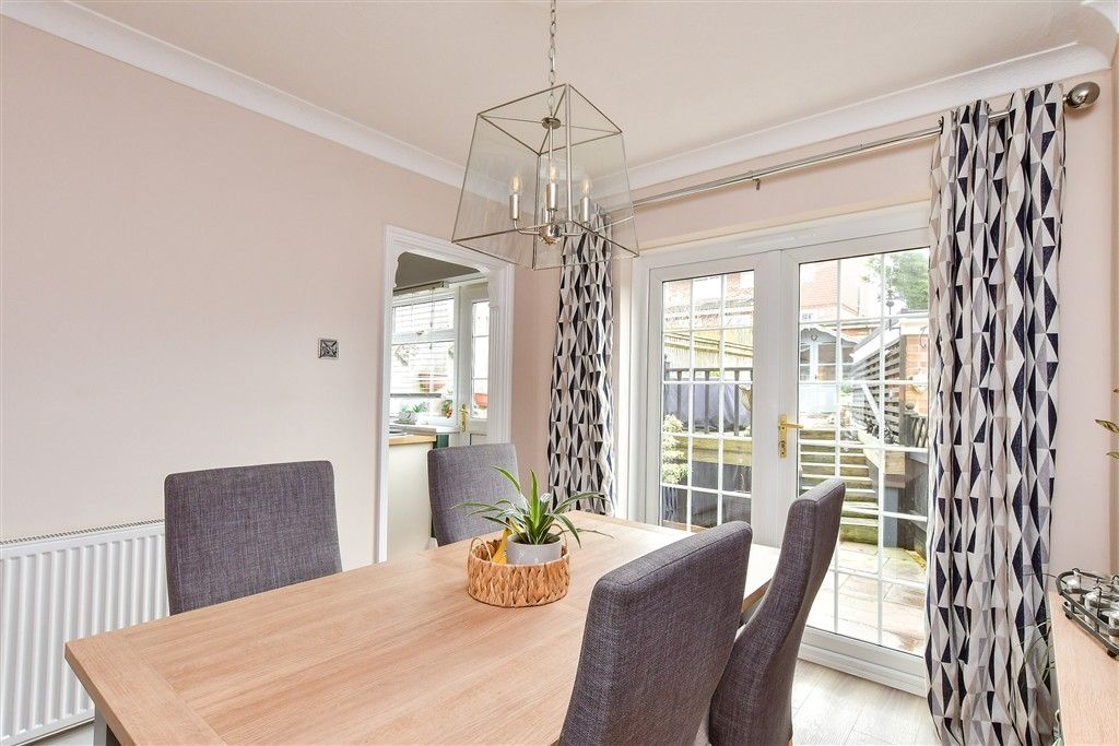 Property photo 2 of 12 Dining Area