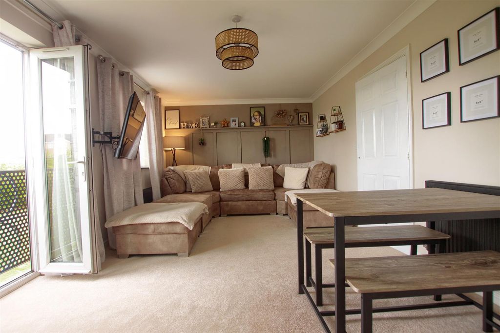 Property photo 2 of 10 hd7.Jpg