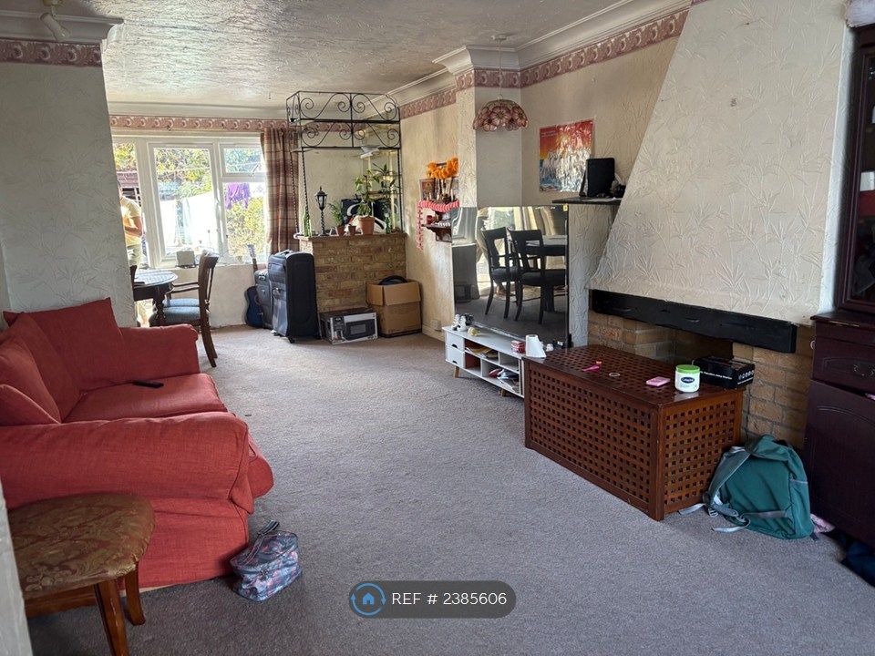 Property photo 1 of 4