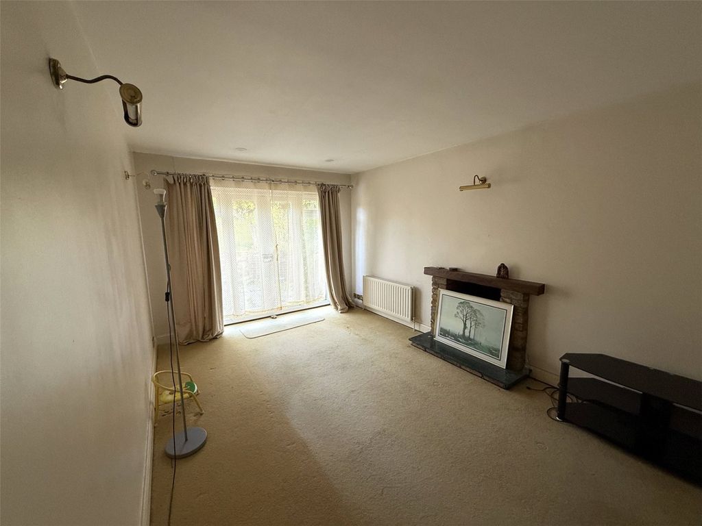 Property photo 2 of 9 Picture No. 08