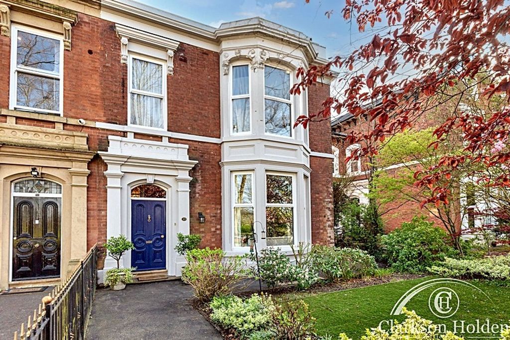 Property photo 1 of 63