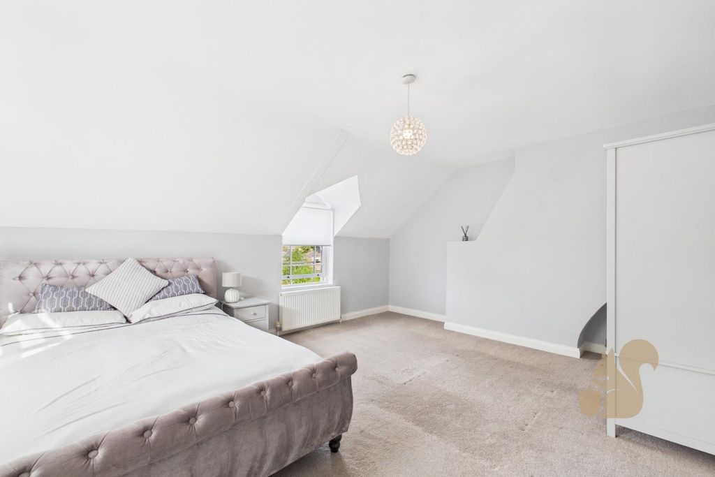 Property photo 3 of 30 Cam01659G0-Pr0583-Still007.Jpg