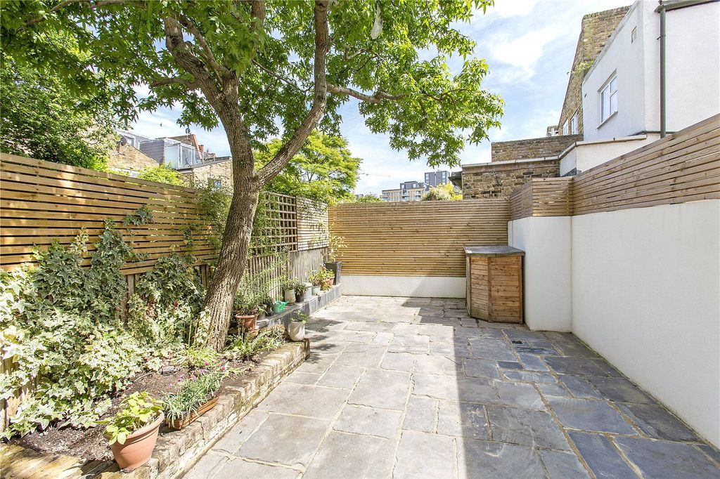 Property photo 2 of 17 Picture No. 07