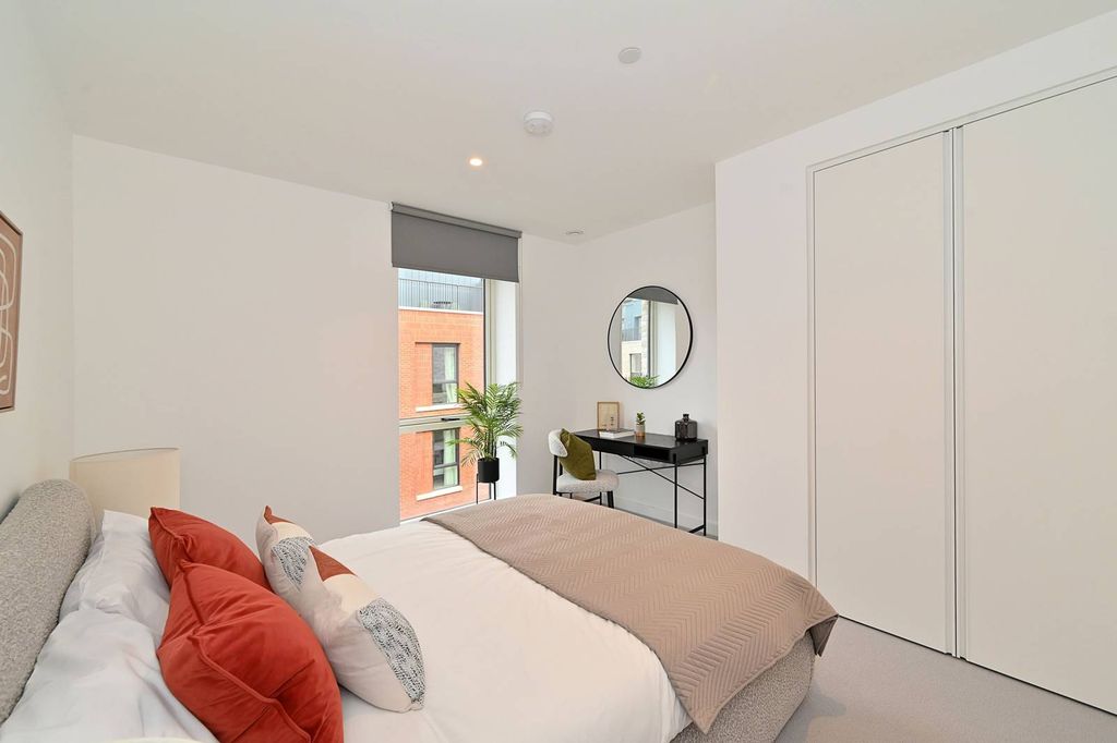 Property photo 2 of 29