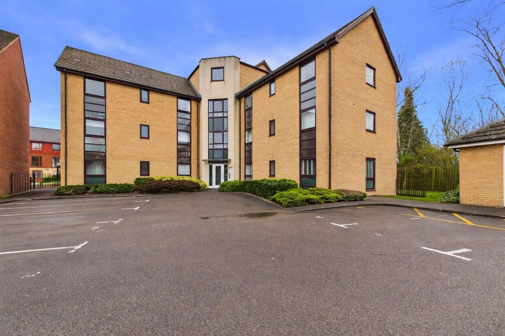 Property photo 1 of 13