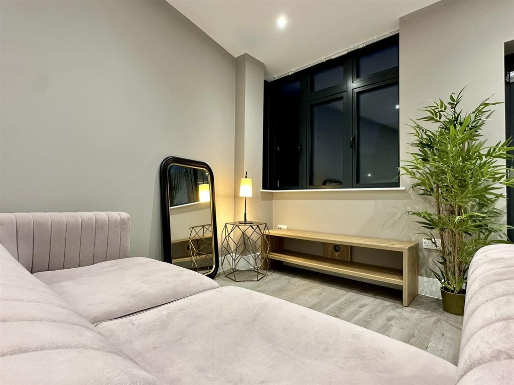 Property photo 2 of 18 Img_4315.Jpeg