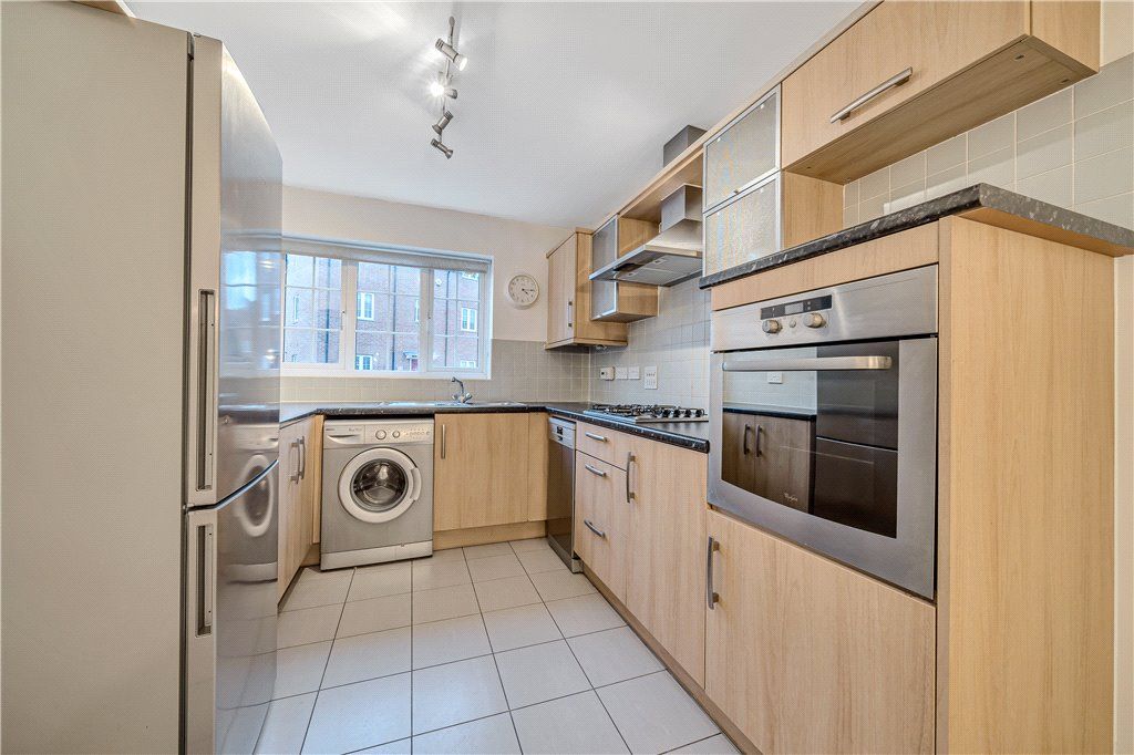 Property photo 2 of 11 2