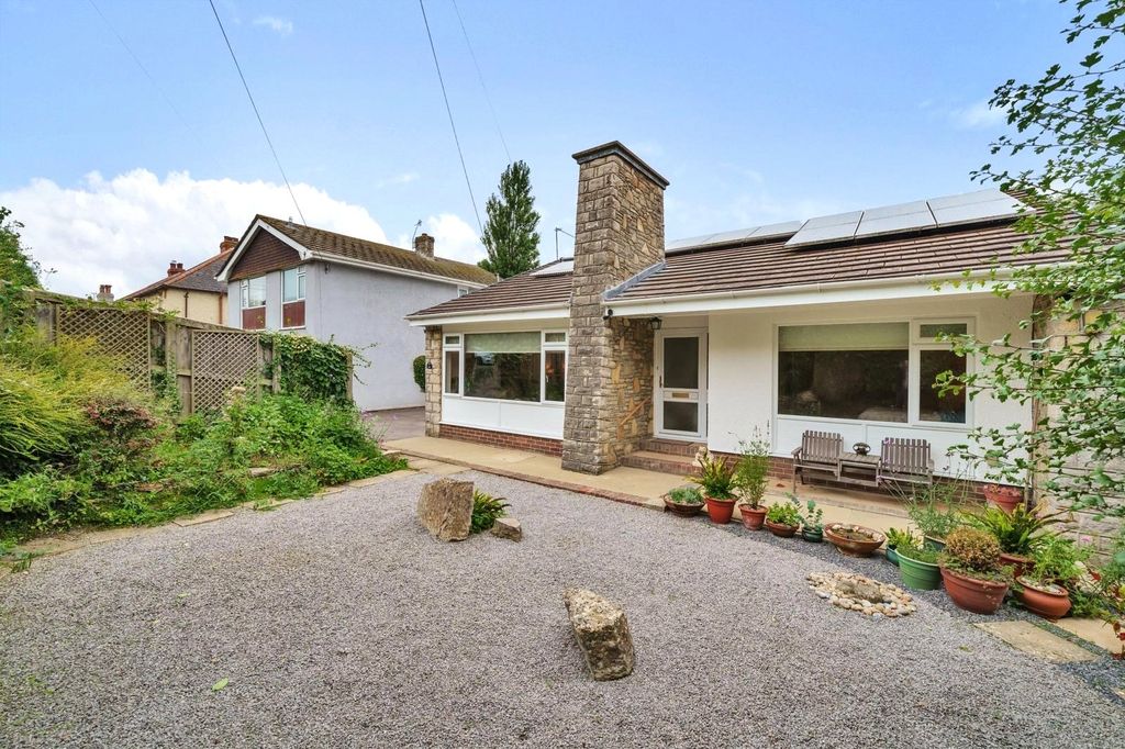Property photo 1 of 18 Picture No. 08