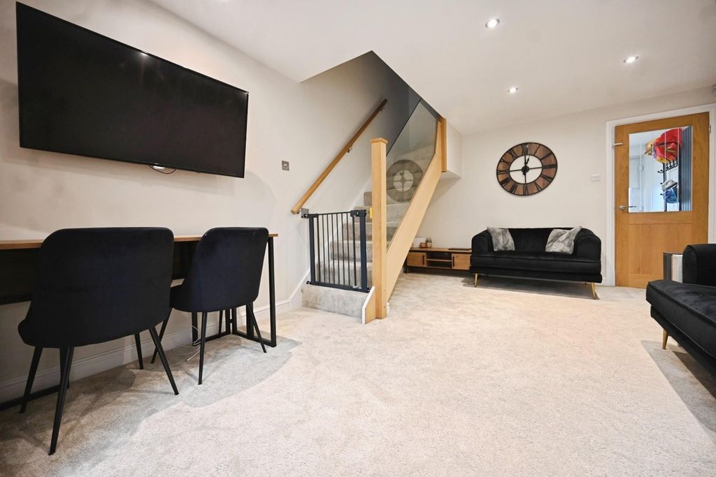 Property photo 3 of 11 3F6Ca6E0-Dsc_0078.Jpg