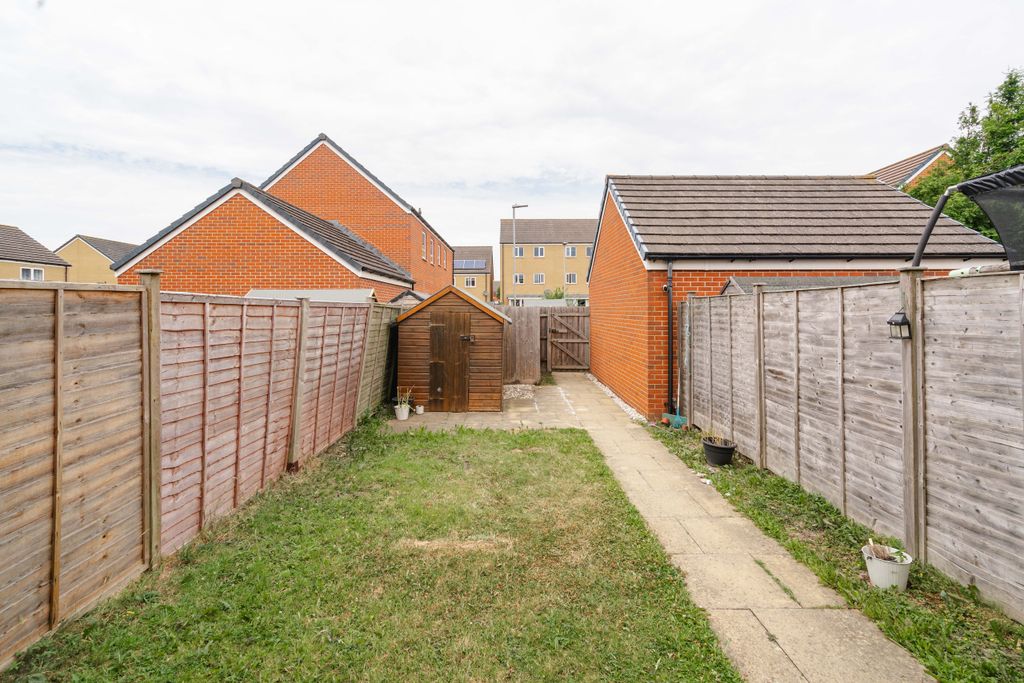 Property photo 2 of 20 1