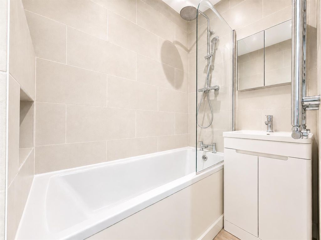 Property photo 2 of 8 Family Bathroom