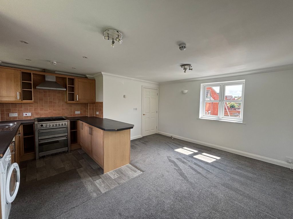 Property photo 2 of 10 Living Room