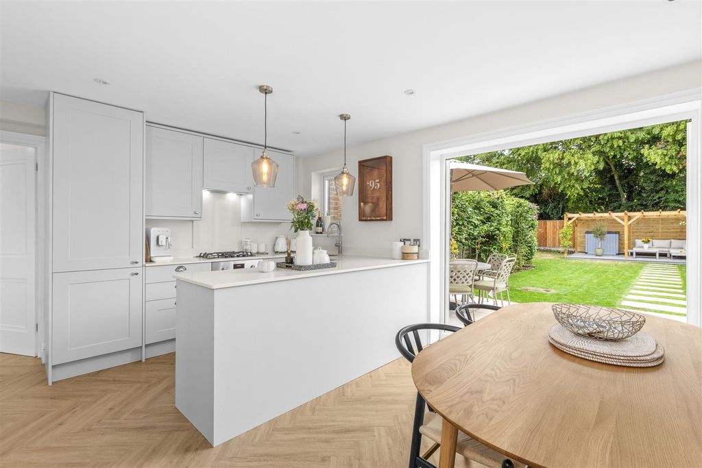 Property photo 2 of 14 Kitchen Diner