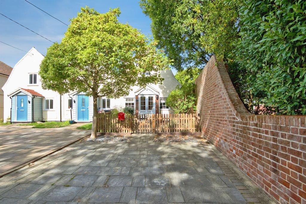 Property photo 1 of 20