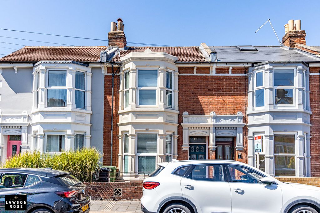 Property photo 1 of 34