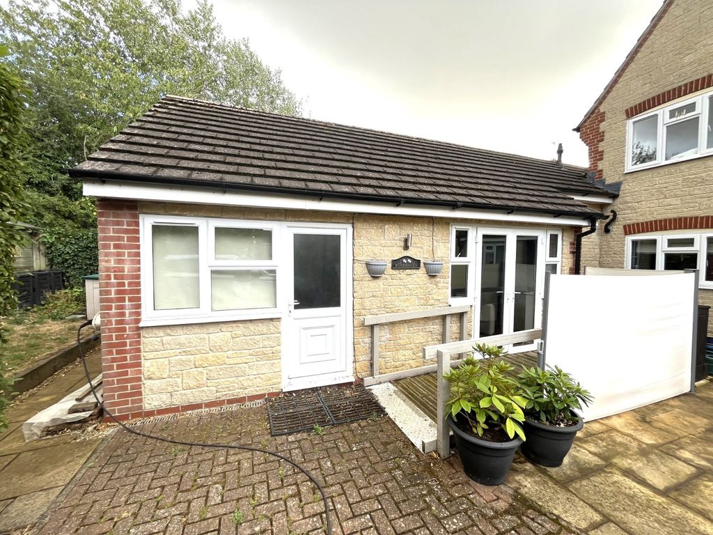Property photo 1 of 6 Picture No. 05