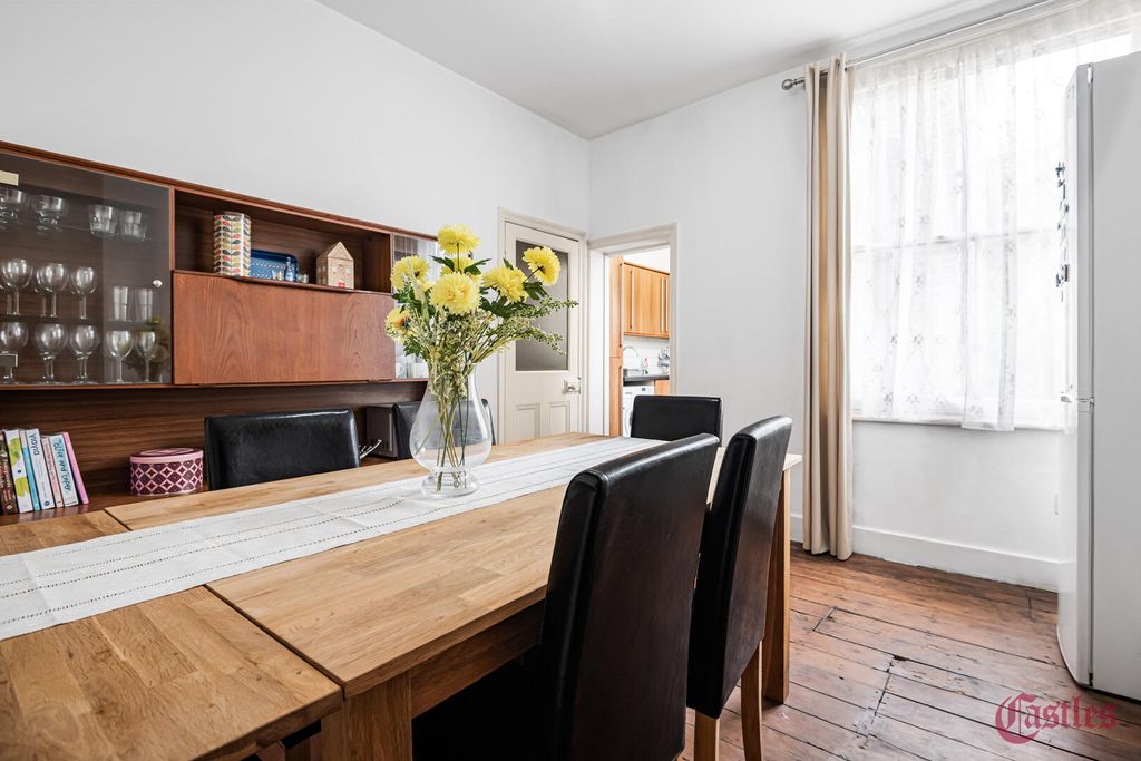 Property photo 3 of 13 Dining Room