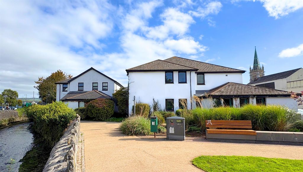 Property photo 1 of 31 1.Jpg