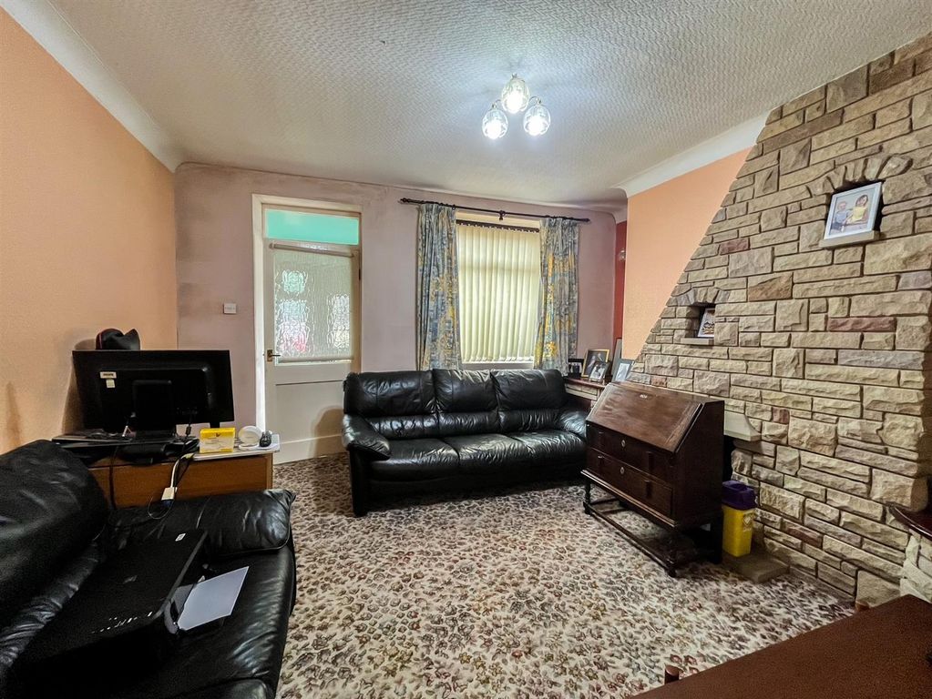 Property photo 2 of 6 Img_2785.Jpg