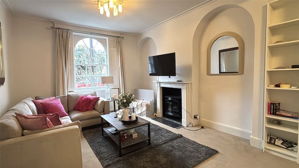 Property photo 2 of 14 Picture No. 04