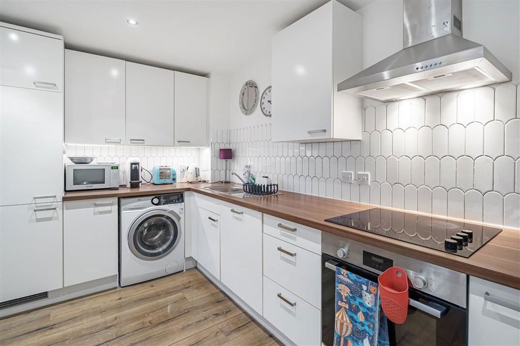 Property photo 3 of 6