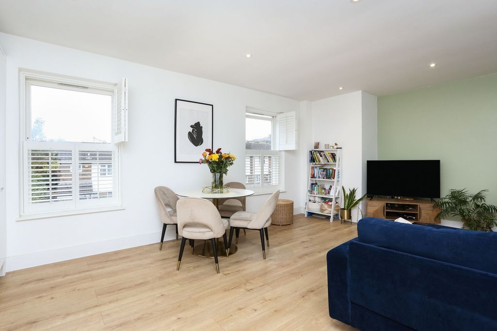 Property photo 2 of 10 Reception Room