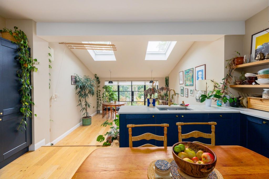 Property photo 1 of 40 11 Essery Road-18.Jpg