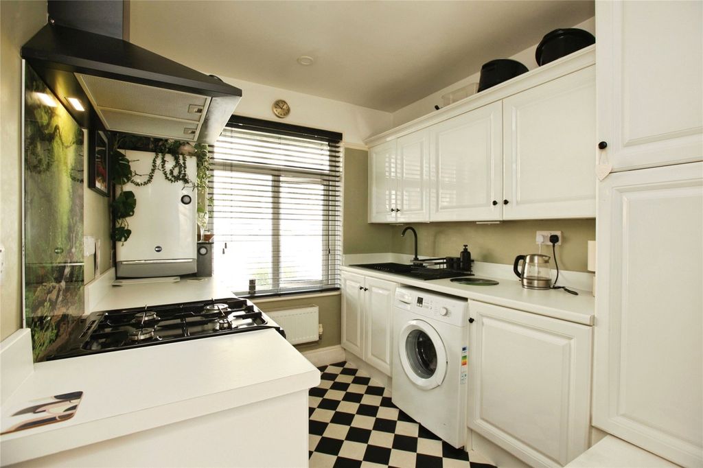 Property photo 3 of 12 Picture No. 03