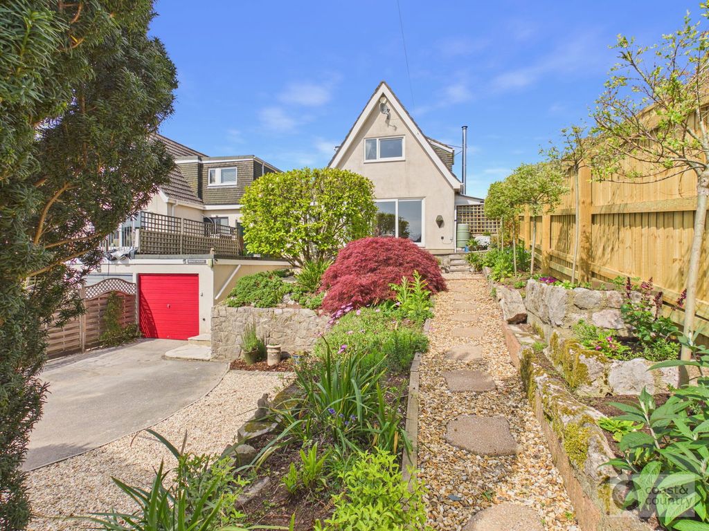 Property photo 1 of 30