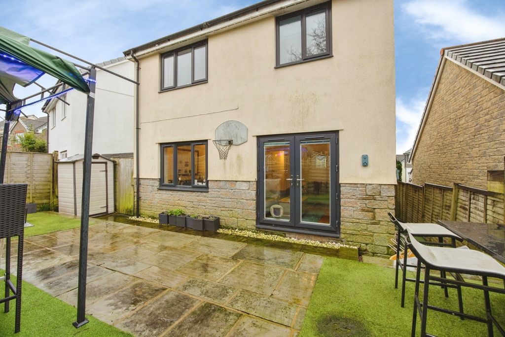 Property photo 2 of 16 Pbox-Img.Jpg