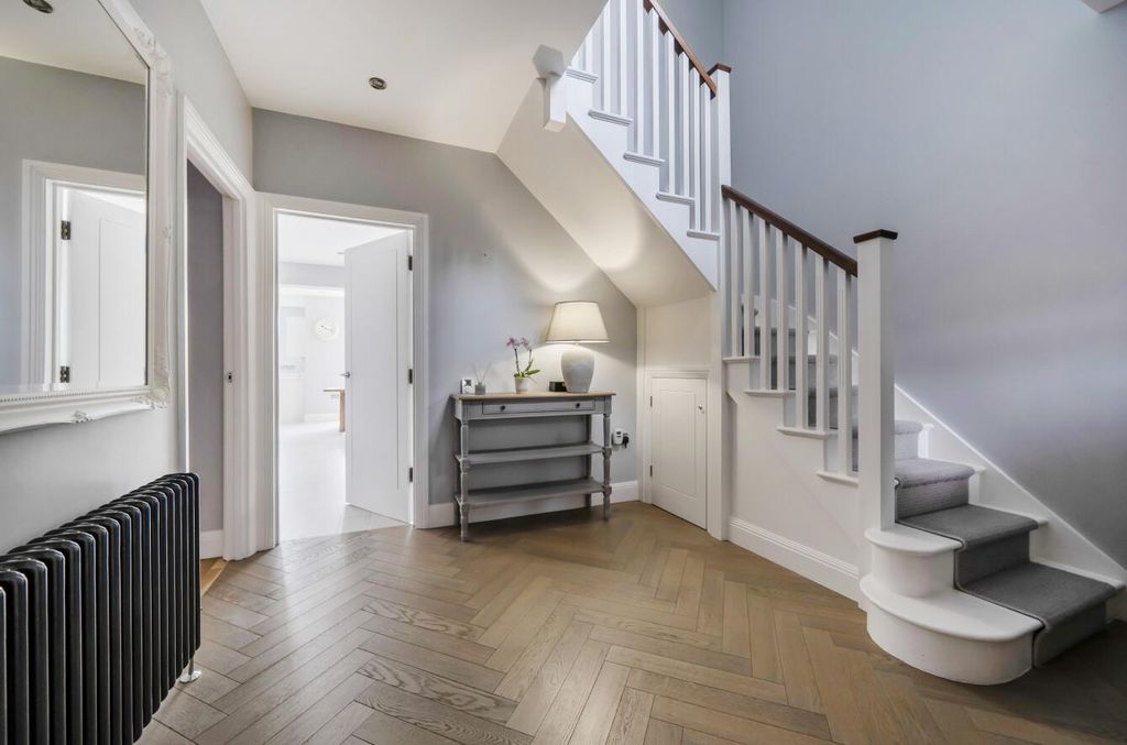 Property photo 2 of 24 1417951-14-69999F34A3A43.Jpg