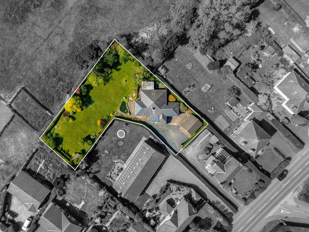 Property photo 2 of 32