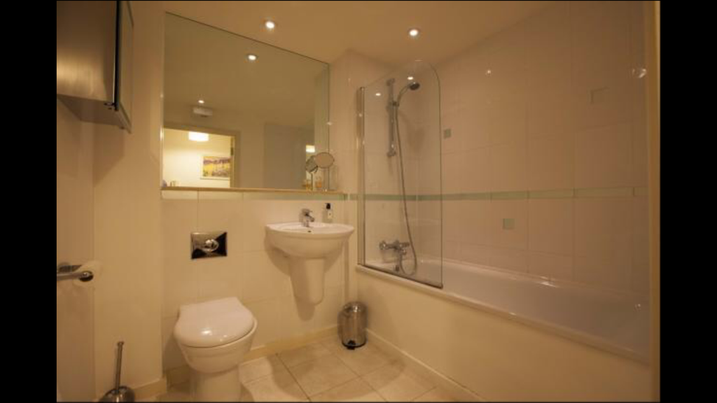 Property photo 3 of 6