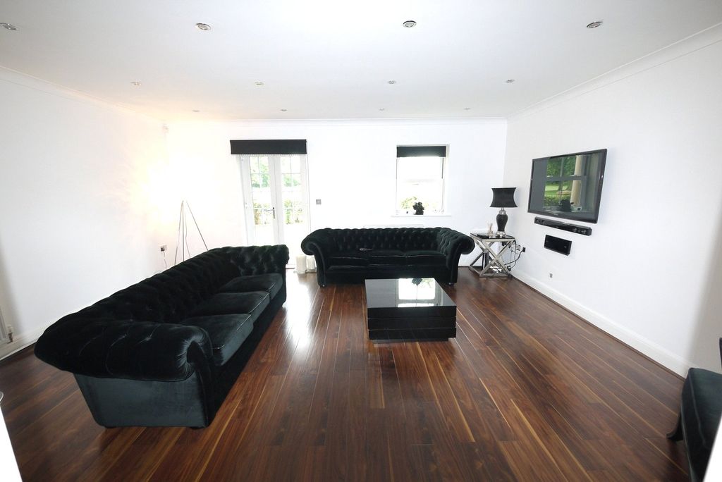 Property photo 3 of 11 Picture No. 03