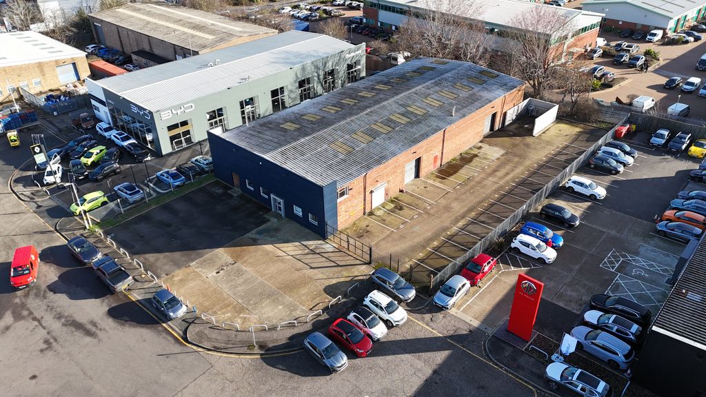 Property photo 1 of 8