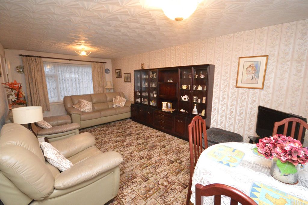 Property photo 3 of 10 Picture 3