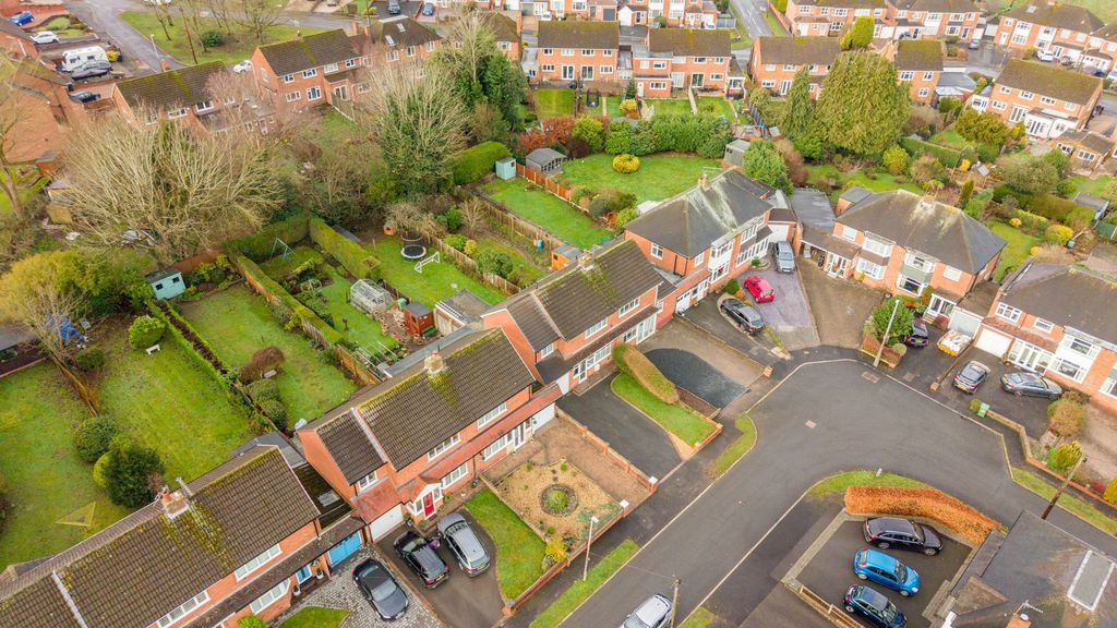 Property photo 3 of 24